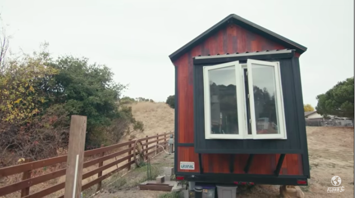 College Students Builds Diy Tiny House By Hand Off Campus Housing College Students Builds Diy Tiny House By Hand Off Campus Housing